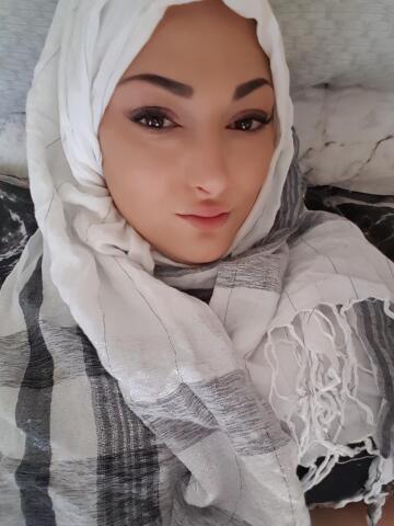 german albanian cuckold looking for bwc superior for my hijab wife