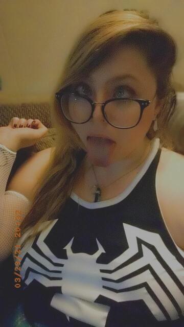 i can be your little hypnoslut 🥺👉👈💞