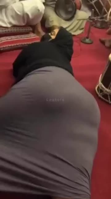 do you want to fill my arab ass?