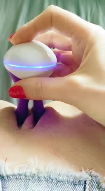 greedy little pussy pulsing to an orgasm @0:46