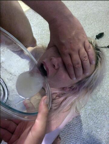 there was about 10 loads in the bowl, and i had already swallowed 5 right before i swallowed all these yummy loads :) i fucking love cum!!!