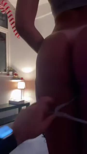 would you go on a date with me knowing i have this?