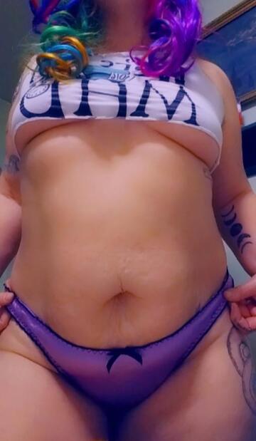 come get some naughty milf in your life👿on sale now and no ppv fees ever🚫free detailed written dick rate 🍆 400 videos, 1.6k photos, come and play 😍
