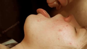 love a load of cum dumped in my mouth to swallow :)
