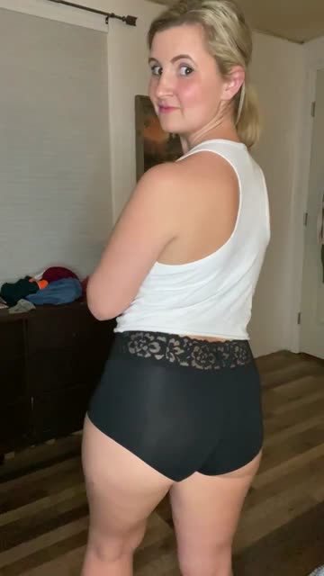 rockin’ the boy shorts this weekend