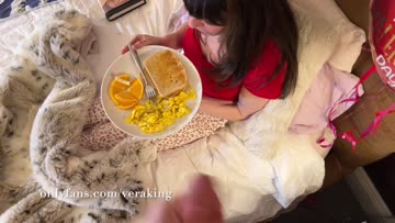 bf makes me breakfast in bed for valentine's day... and cums on my face!