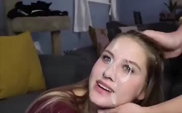 a cutie who thinks she's so pretty with cum on her face that she ends it with a selfie