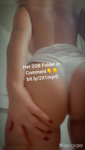 get 2gb contents of this beauty in comment⬇️⬇️