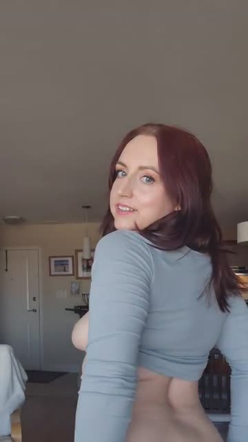 i love showing you my milf body