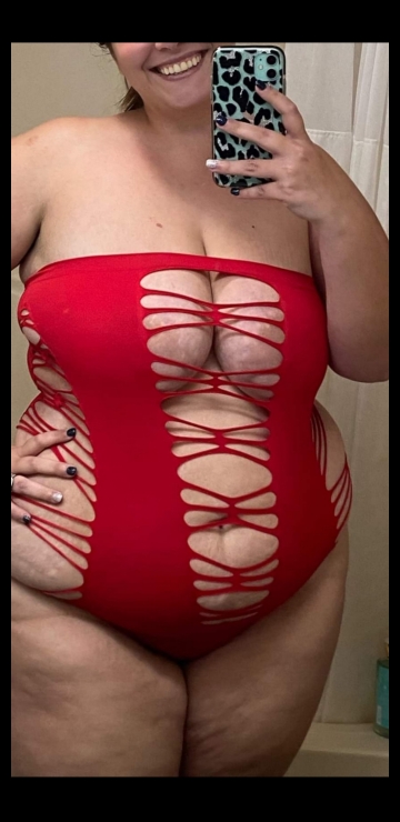 feeling sexy in red! 😍