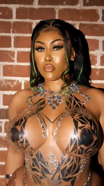 i think we all can agree mm is a bad bitch. i love the upgrade!