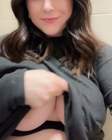 would you excuse yourself at work to fuck my titties in this bathroom stall? 🤭 [reveal]