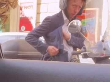 i wonder if my uber driver noticed 🤓