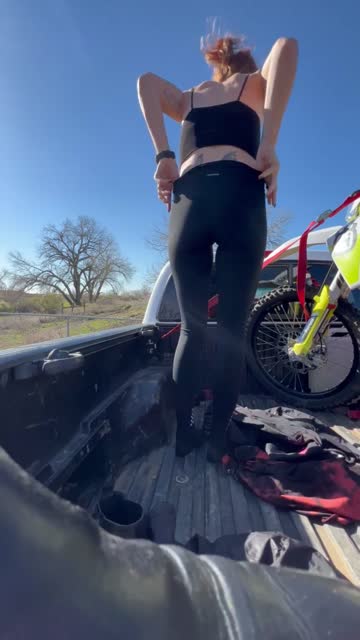 out riding with the boys and had a chance to flash while getting dressed. [gif]