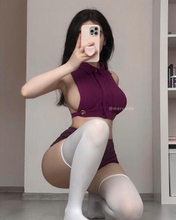 thigh-high stockings x sideboobs x mirror selfie
