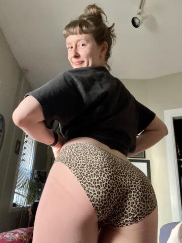 just a leopard print booty for your enjoyment! meow!