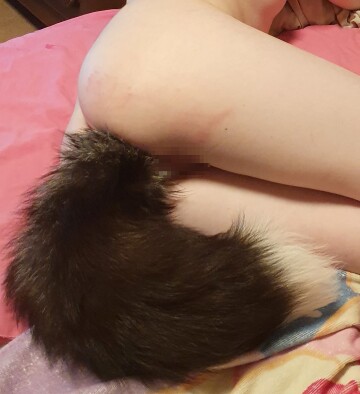 not the best photo, but i like the fluffy tail^^