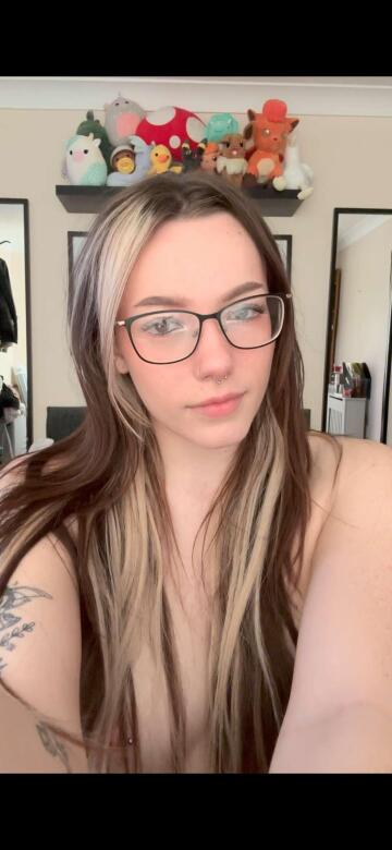 i love this subreddit for making me feel sexy in my glasses