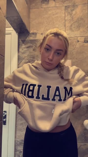 any older guys here who appreciate my little b cups