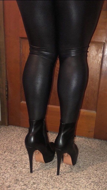 wearing my favorite boots and leggings.