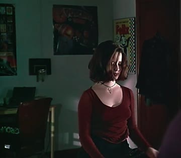 holly marie combs in a reason to believe (1995)