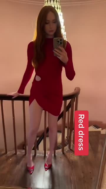 leggy karen gillan in a red dress is the hottest thing ever!