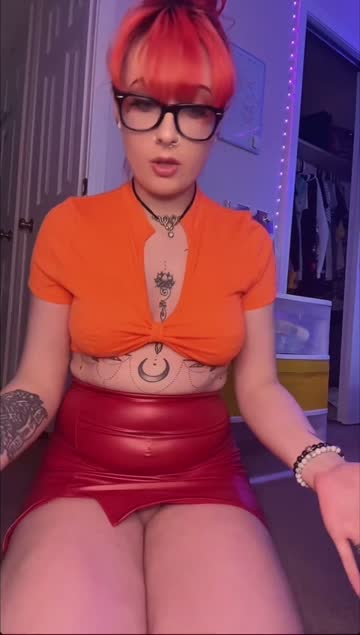 velma learned how to do tiktoks