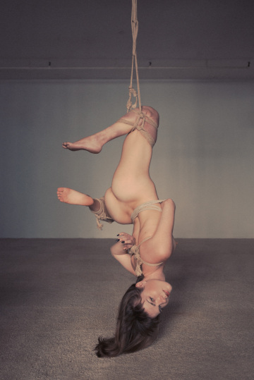 delilah dangling. rope and photo by me
