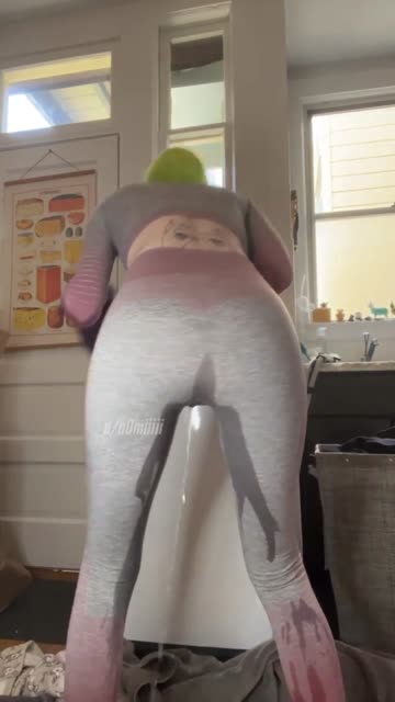 soaked my leggings while doing laundry! help me peel them off and clean up?