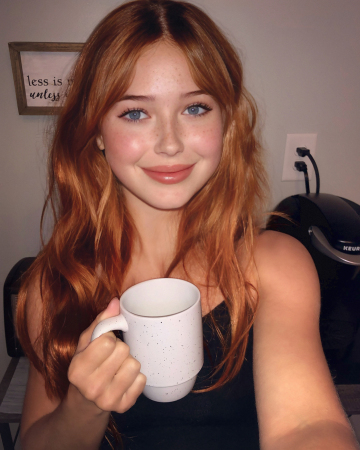 anyone want to join me for coffee this morning? ☕(19f)