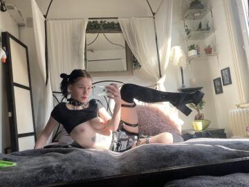 what do you think about my outfit?☺️