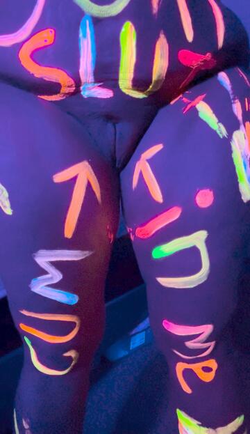 playing with the neon paints and black lights! it’s always an amazing time!
