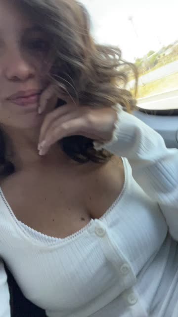 just my [f]irst quick video in this bus [f]