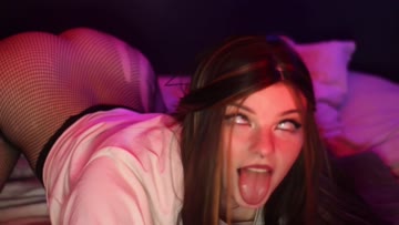 hope 100 men get hard seeing this 🥴