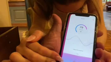 and the whole bar applauded (yes really). [sound on, redgifs]