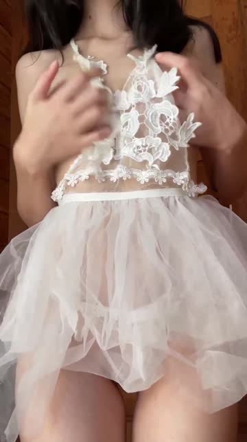 please rate my small boobs