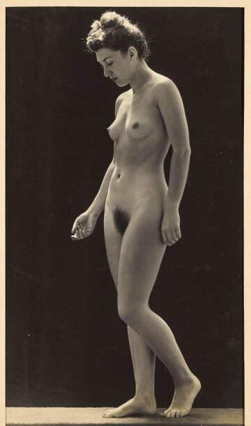 vintage amateur (between 1933-37)