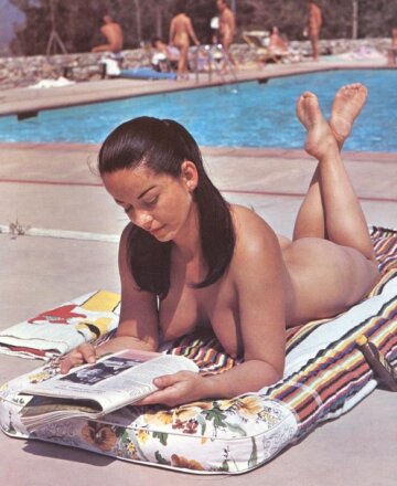 poolside reading- 1950s usa nudist
