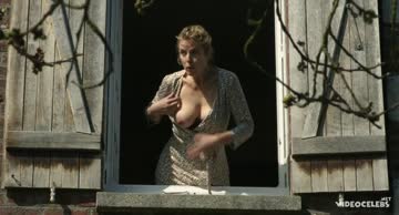 karin viard (48), in week-ends (2014)