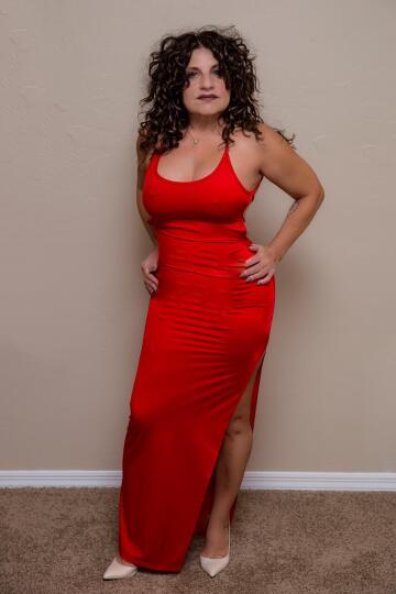 every man loves a red dress!