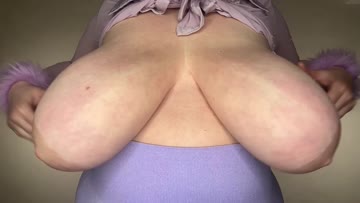 cum to my big boobies