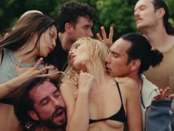 lily-rose depp hot dance sequence in the idol (s01 e01)