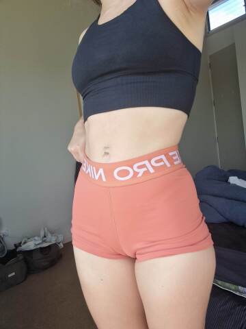 im glad i found this subreddit! i love yoga shorts, i wear them all the time because im a yoga instructor 🧘🏼‍♀️💕