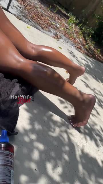 catching a tan and showing off my little mexicana booty for all my neighbors to see