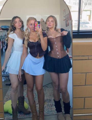 mirror selfie