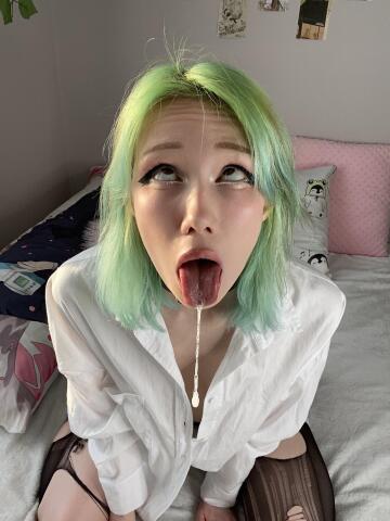 say hi if you'd feed me your load 🤤