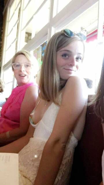 that's it, hold still