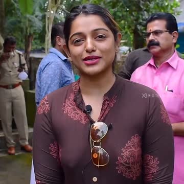 meera anil - indian tv anchor