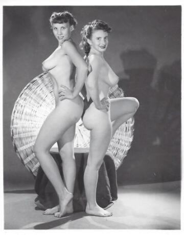 karen cameron aka caprice, 1950s usa burlesque queen (left), and debbie westmore, 1950s usa model (right)