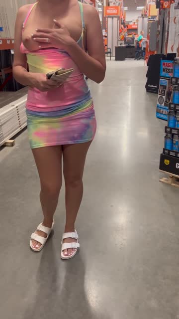 dared to pull my tits out in-front of this home depot employee[f]